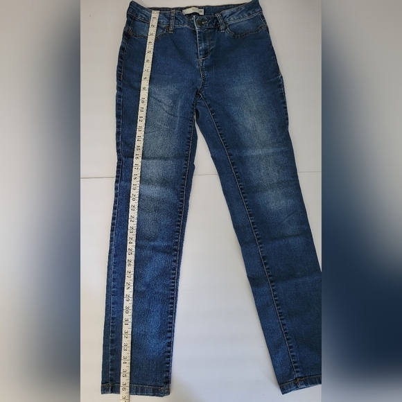 Route66 straight leg midrise dark wash jeans - Picture 3 of 7